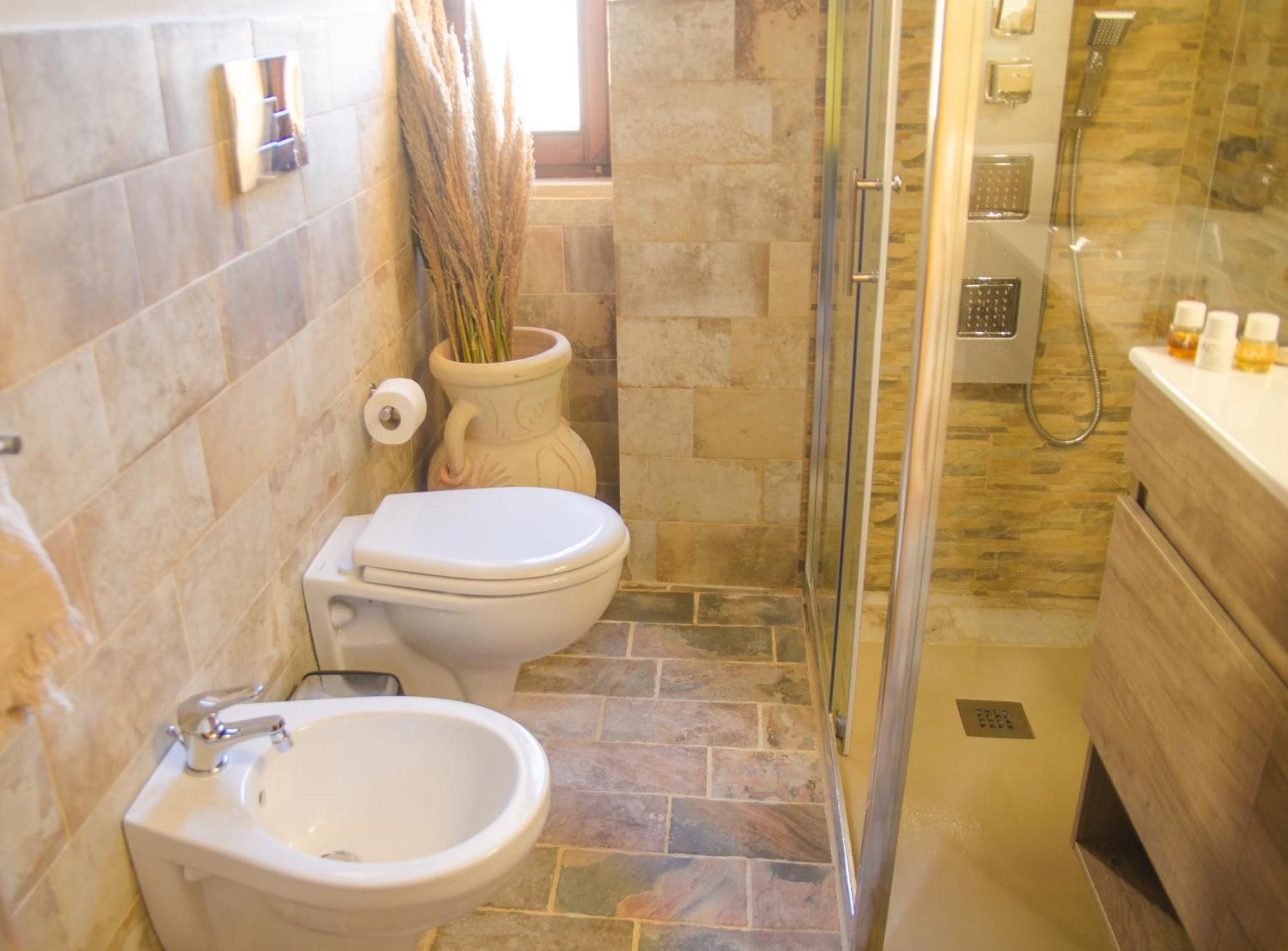 Roman Ruins - Elegant Apartment Olbia Exterior foto